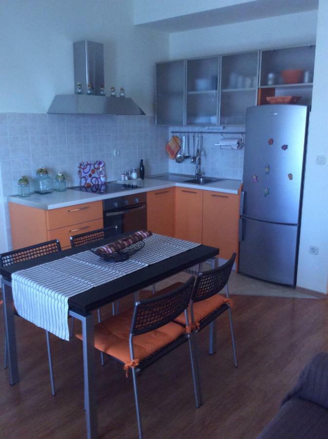 Apartmani Katarina Bol Esterno foto